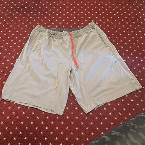 Men’s XXL grey lululemon shorts